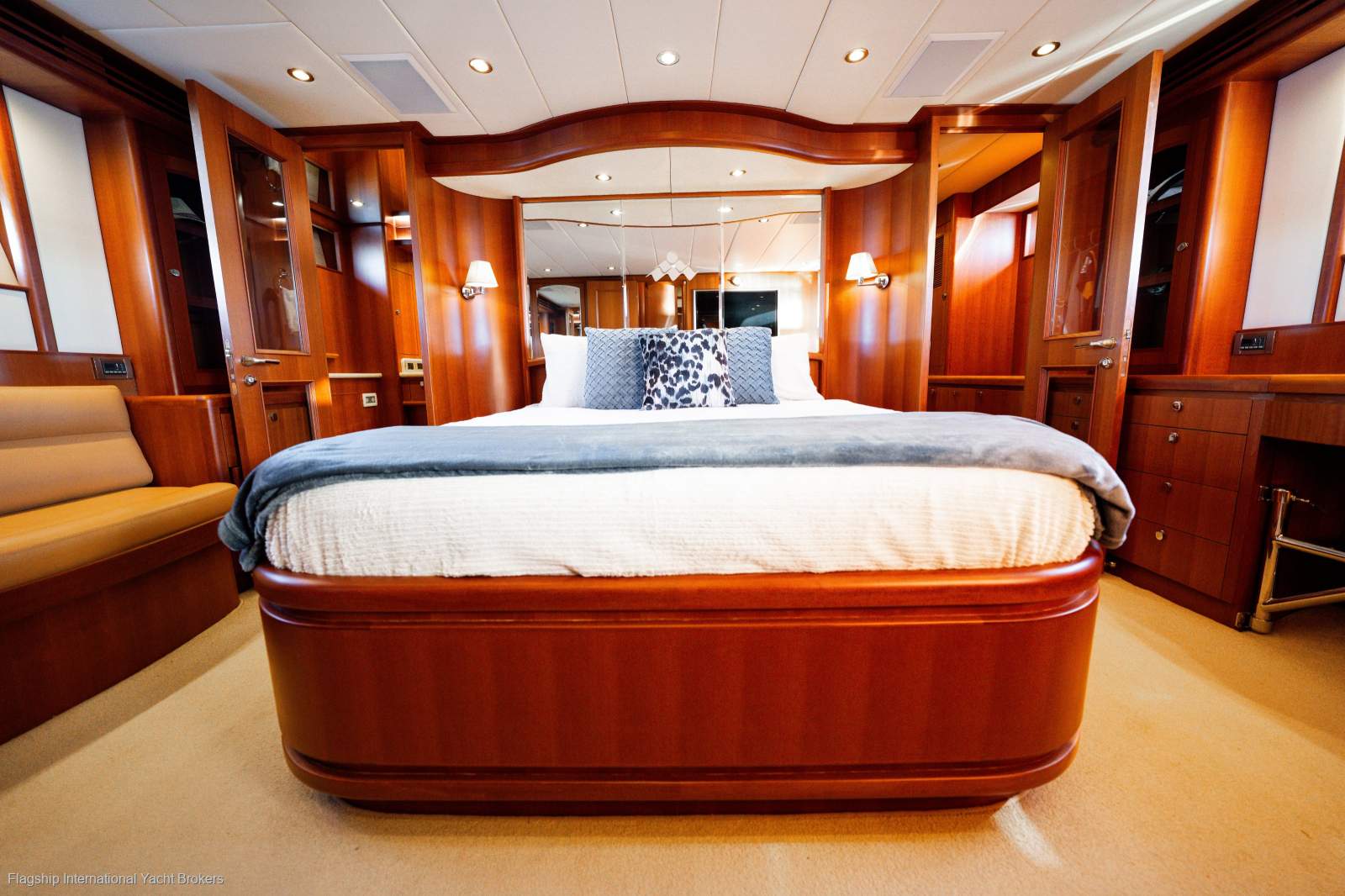Boat image