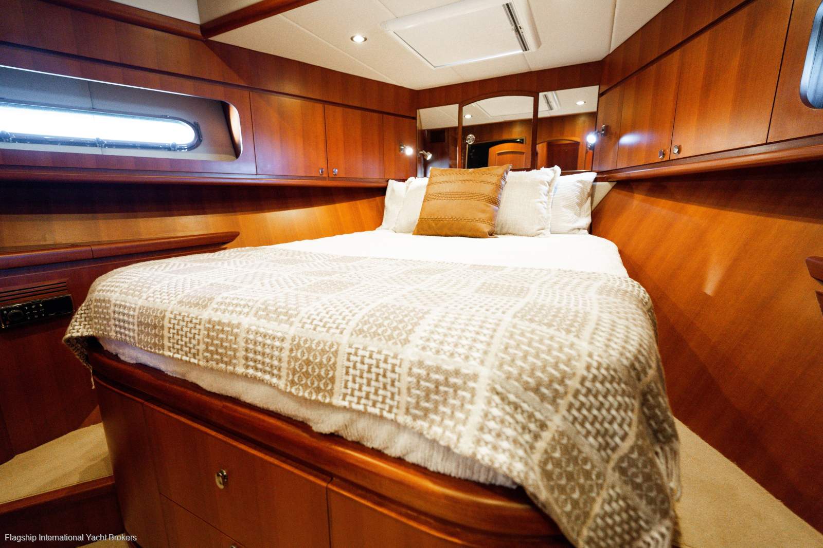 Boat image
