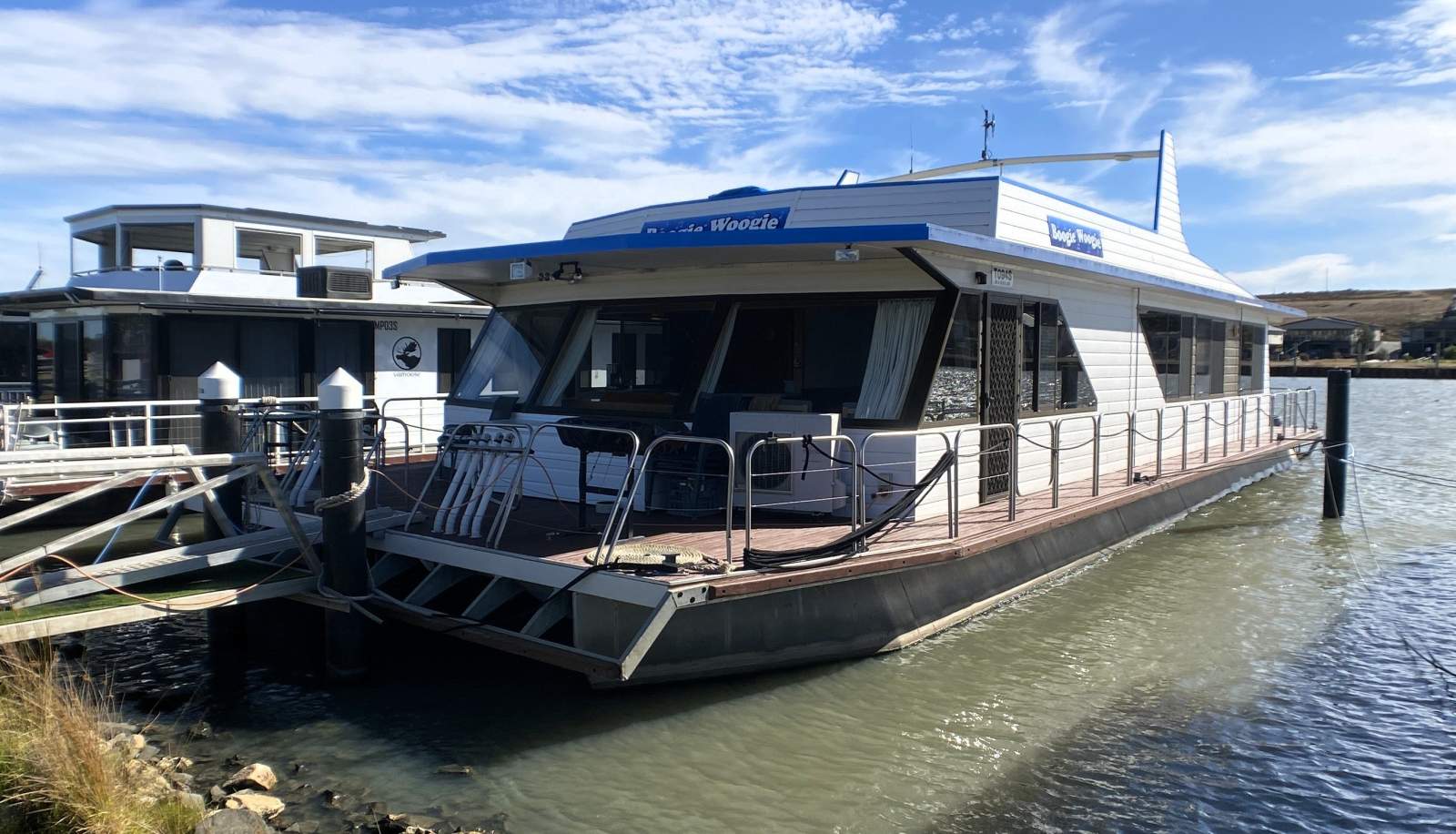 "BOOGIE WOOGIE". Two Deck, Dual Helm, Houseboat.