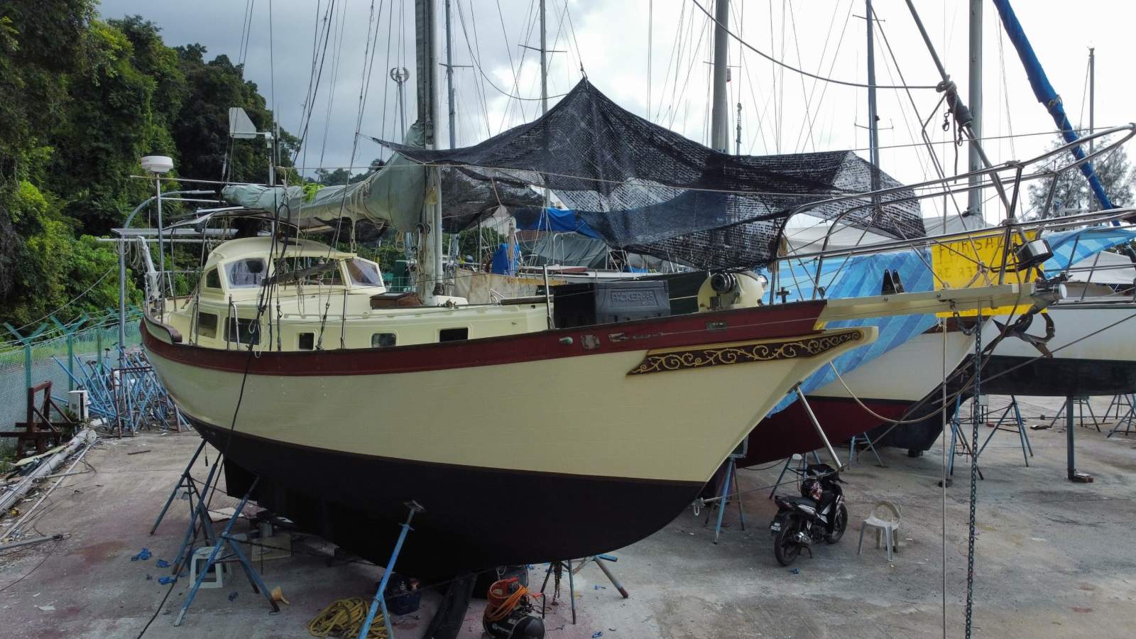 Used Downeaster Downeast 38 Blue Water Cruising Boat, Cutter Rig for ...