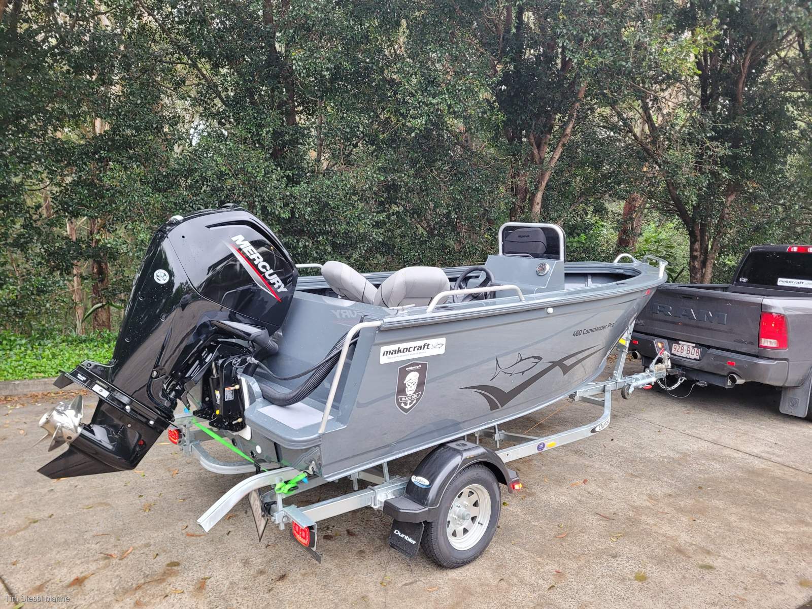 New Makocraft 460 Commander Pro Side Console