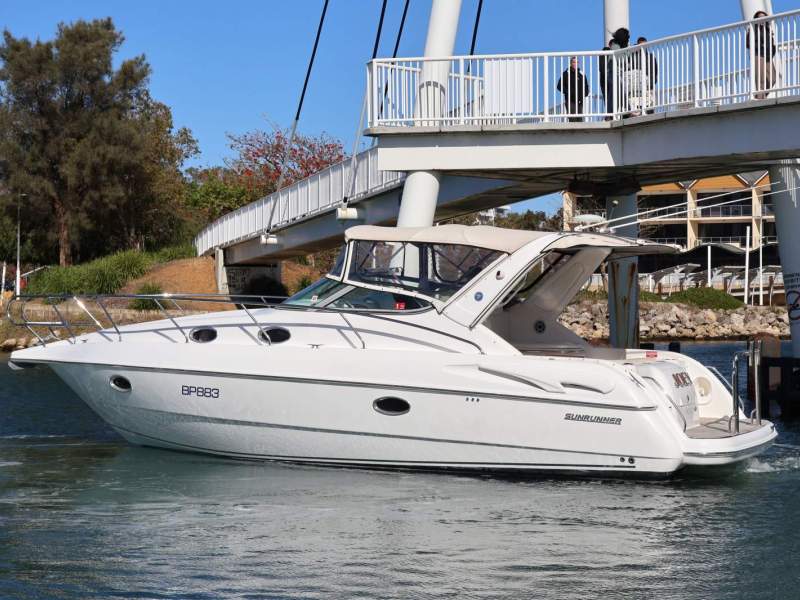 Sunrunner 3300 - Twin 2014 Volvo Penta V6's!