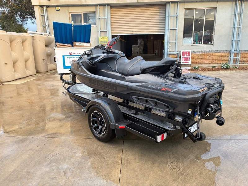 Sea-Doo RXT X 300 RS