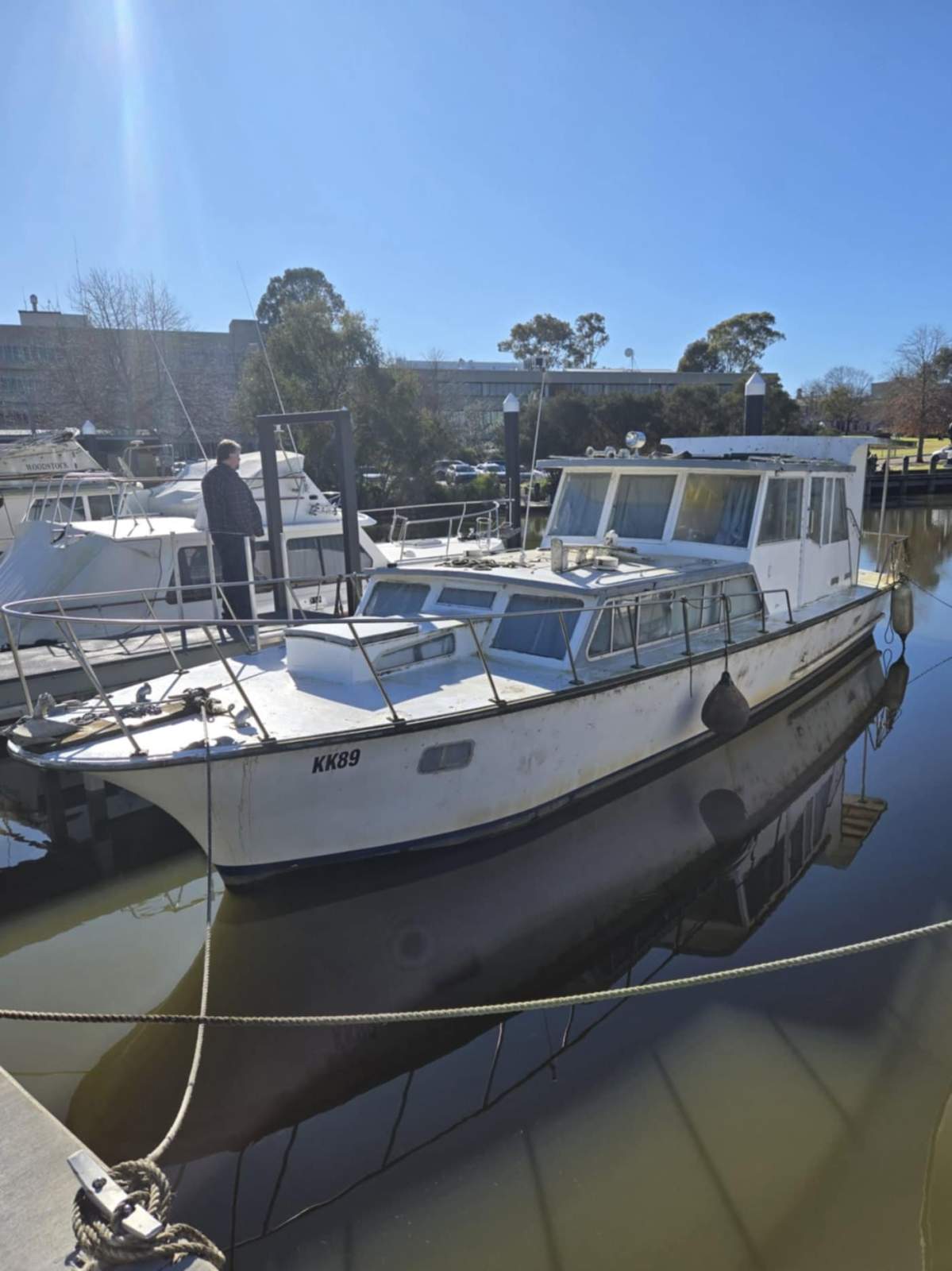 Custom Motor Cruiser