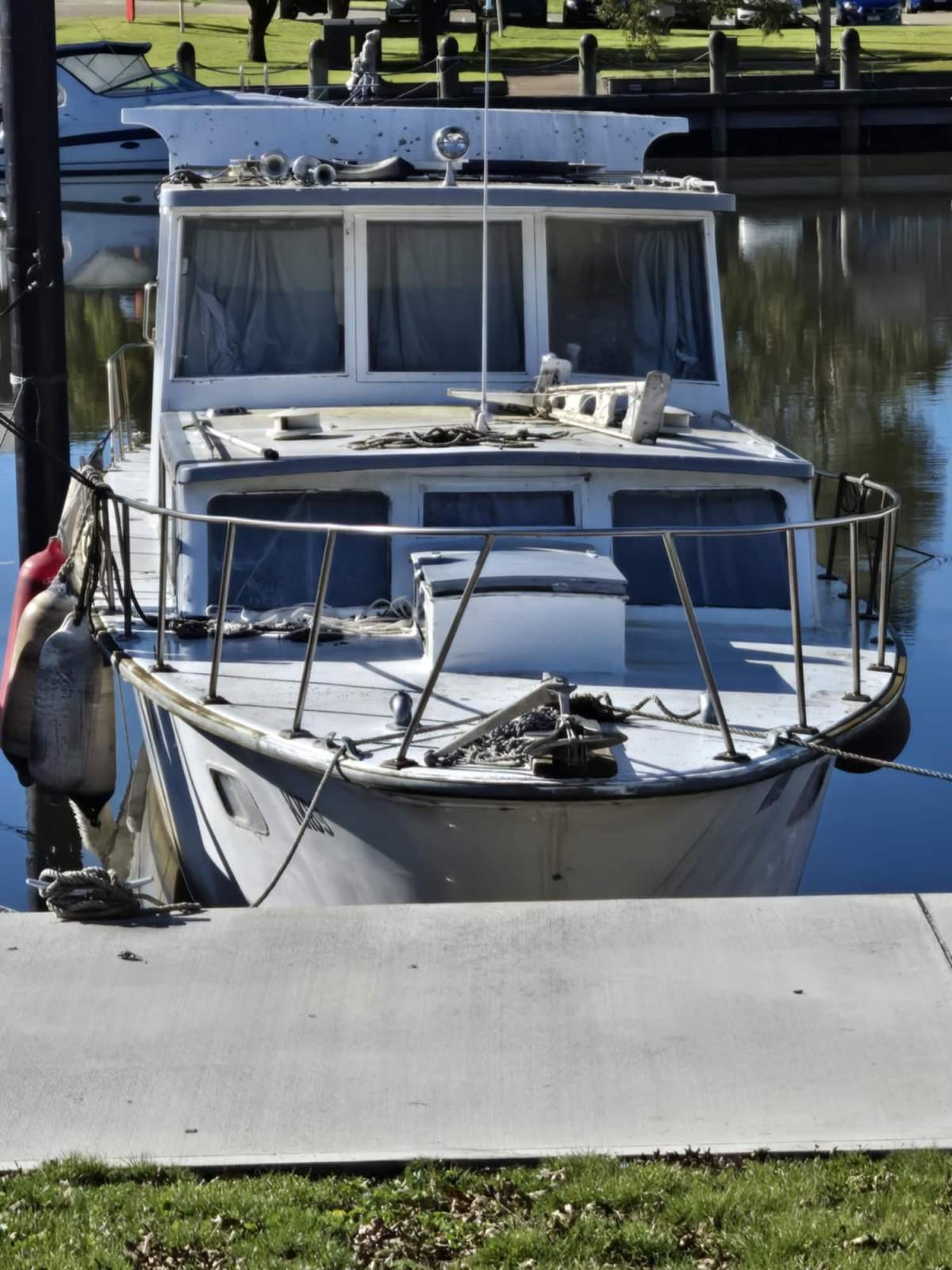 Custom Motor Cruiser