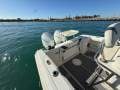 Boston Whaler 240 Outrage