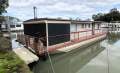 "GURRA GURRA". Great layout, open plan, houseboat.