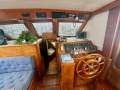 Bestway LaBelle 44 Flybridge
