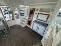 Bestway LaBelle 44 Flybridge