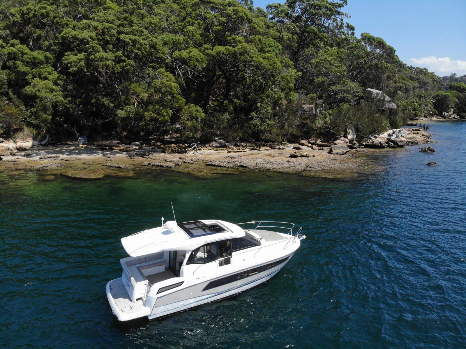 Jeanneau NC 33