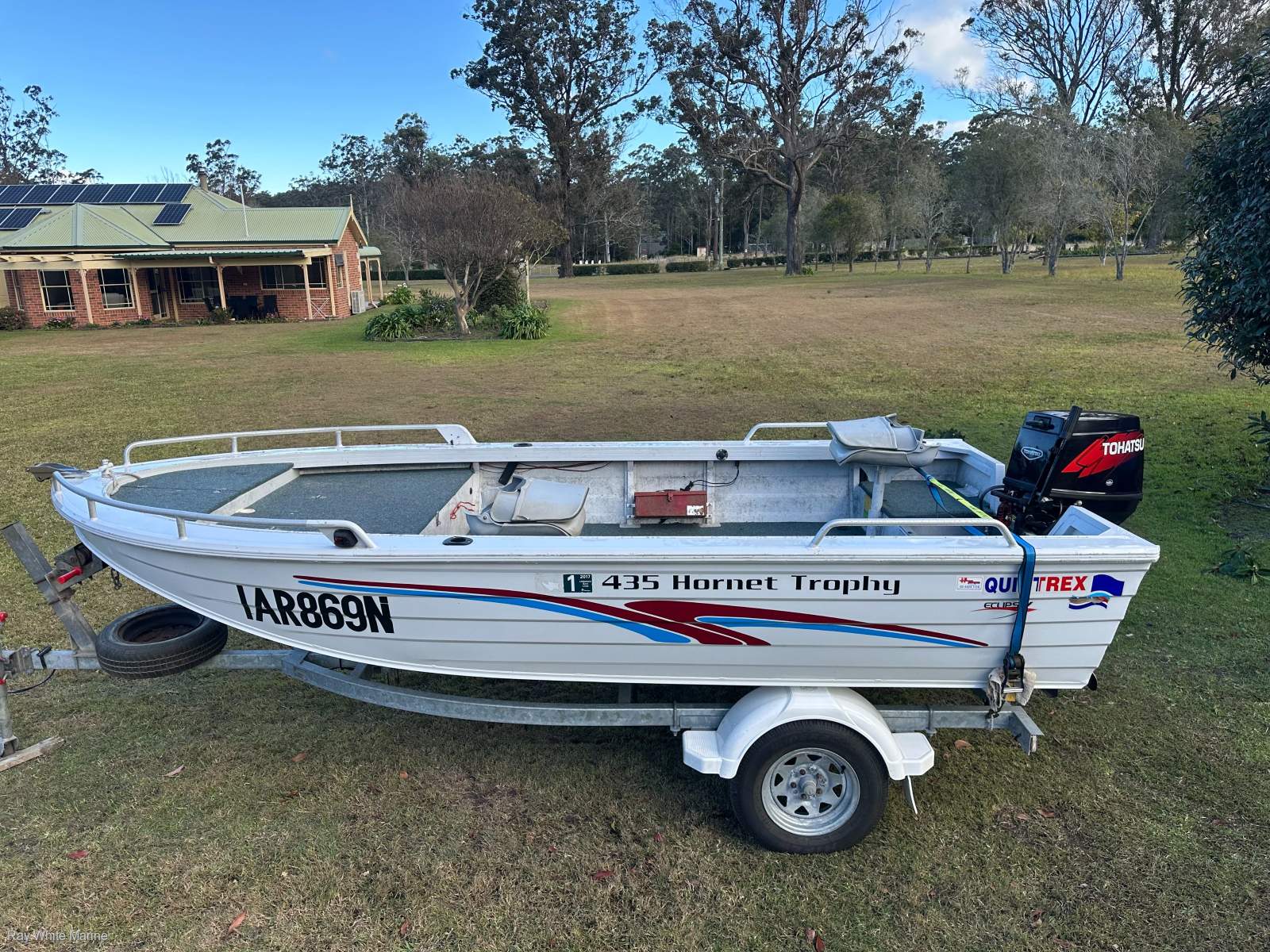Quintrex 435 Hornet Trophy