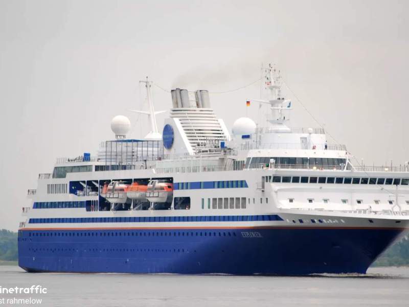 181.4m Cruise Ship