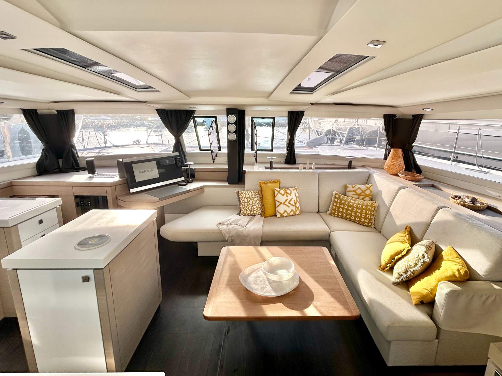 Fountaine Pajot Saona 47