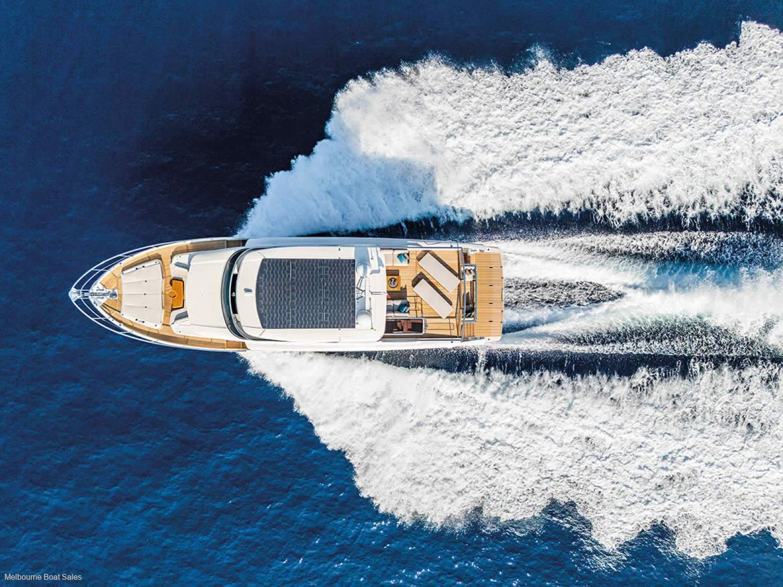 Absolute Navetta 70 - THE ABSOLUTE ALLURE