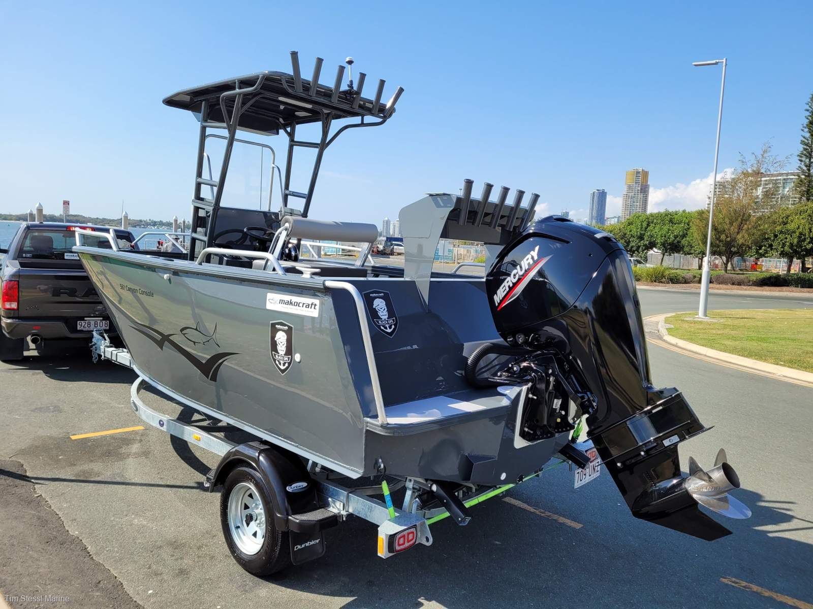 New Makocraft 561 Canyon Console