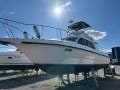 Randell 32 Flybridge Cruiser