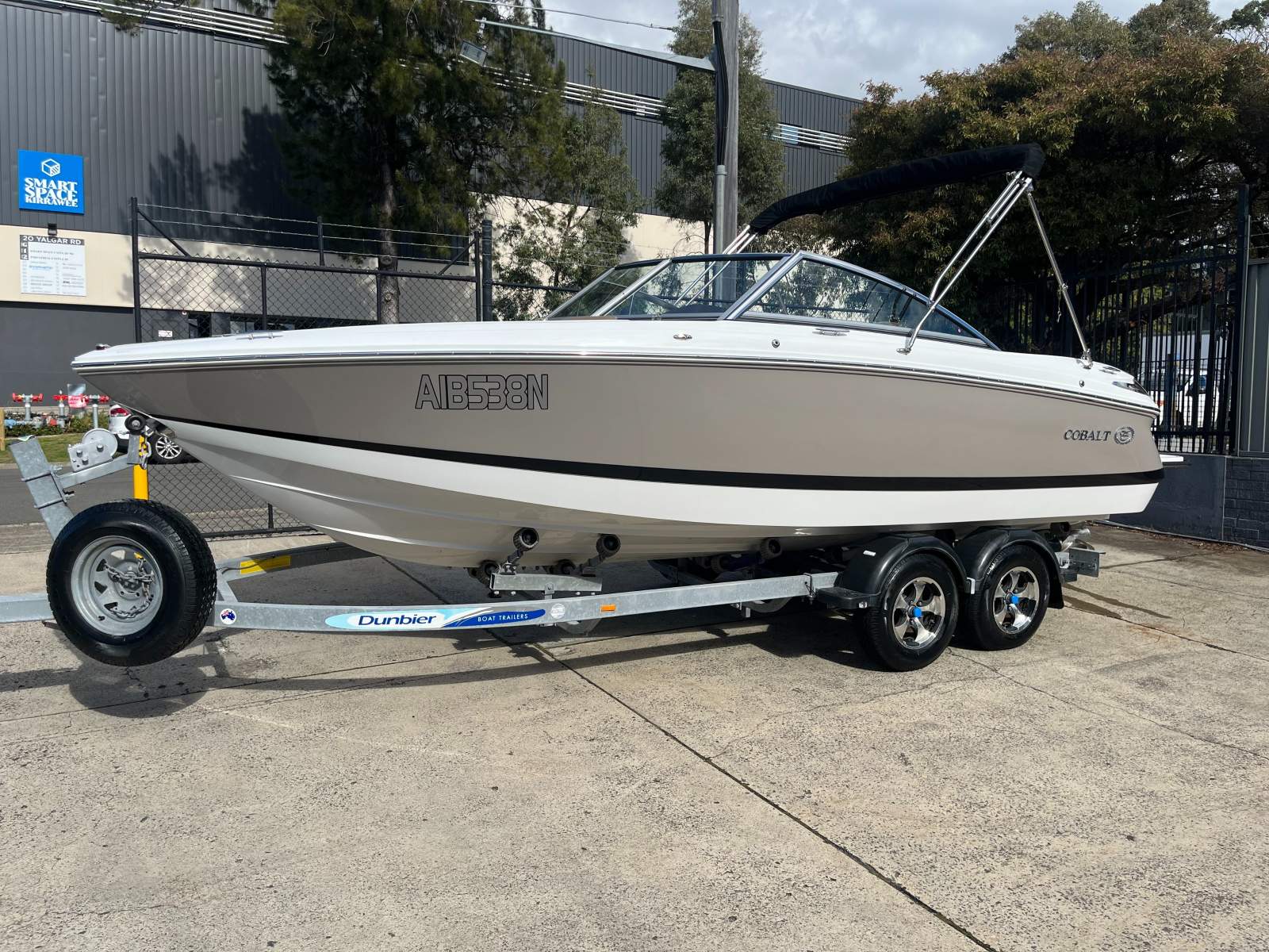 Cobalt 210 Bowrider