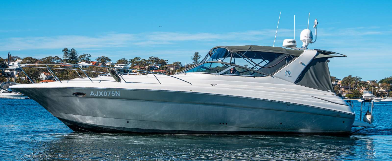 Riviera M370 Sports Cruiser