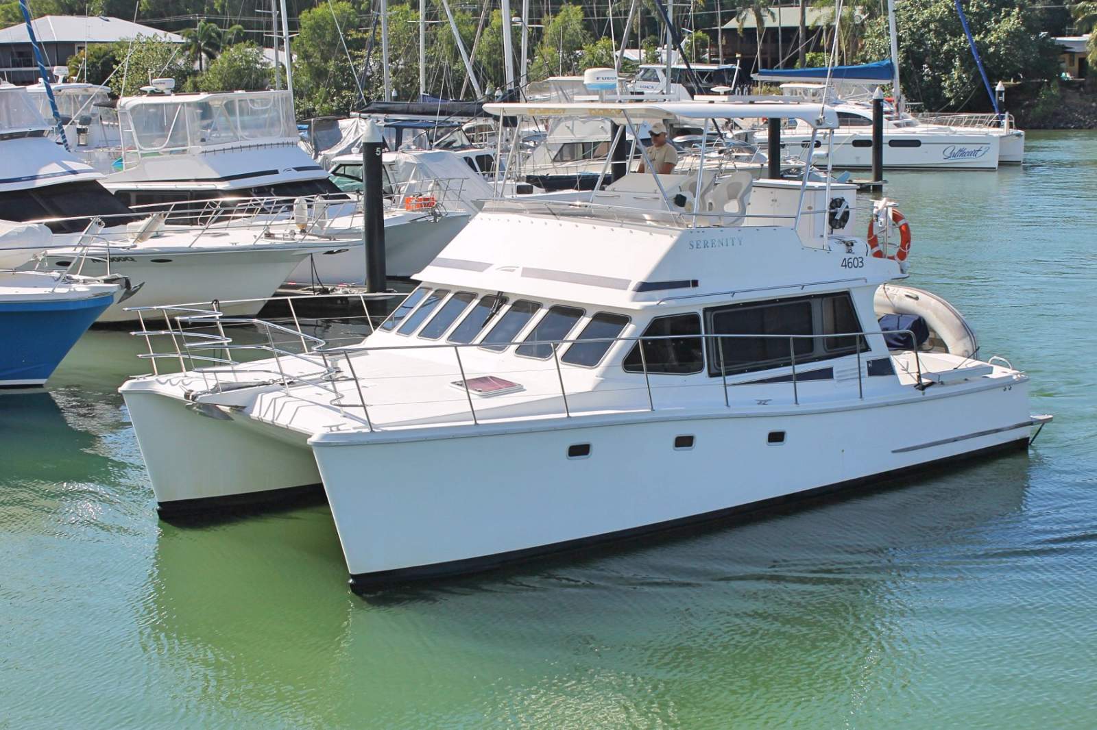 Scimitar 1010 Power Catamaran in 2C and 2D survey.