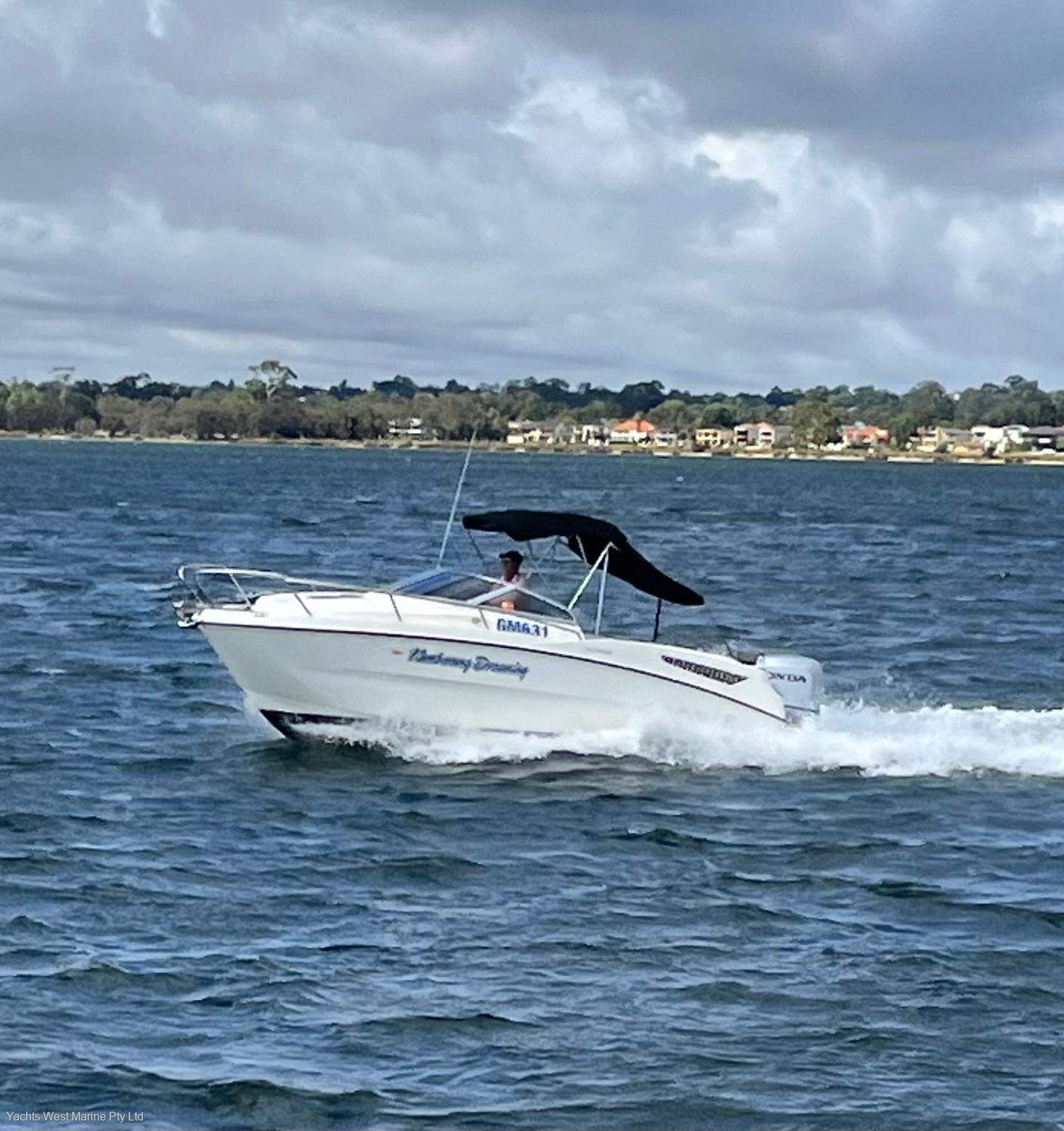 Karnic SL600:KARNIC SL600 by YACHTS WEST ph 9335 7788