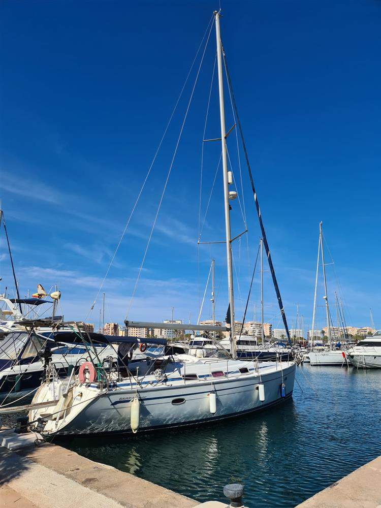 Bavaria 42C
