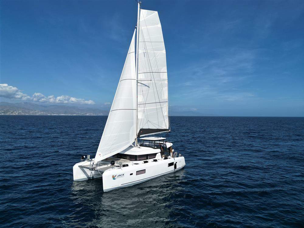 Lagoon 42
