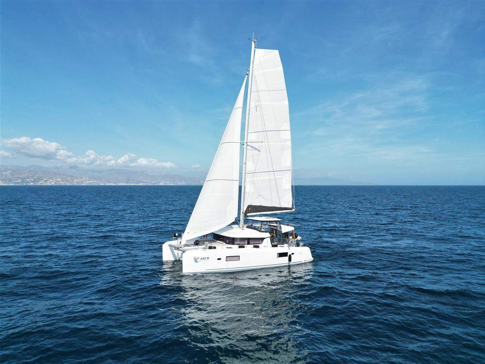 Lagoon 42