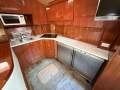 Sea Ray 460 Express Cruiser " Twin Diesel Shaft ":Galley