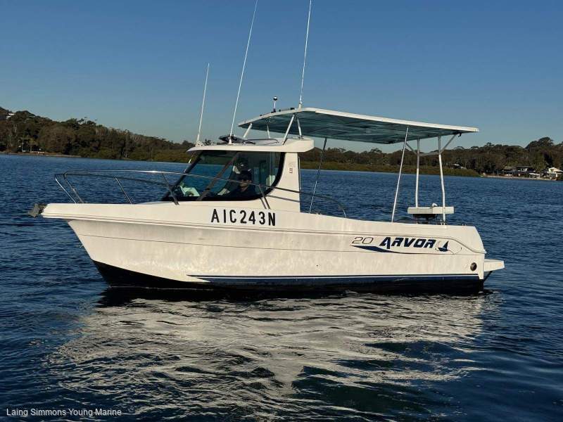 Arvor 20