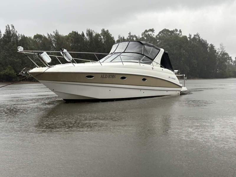 Larson Cabrio 330