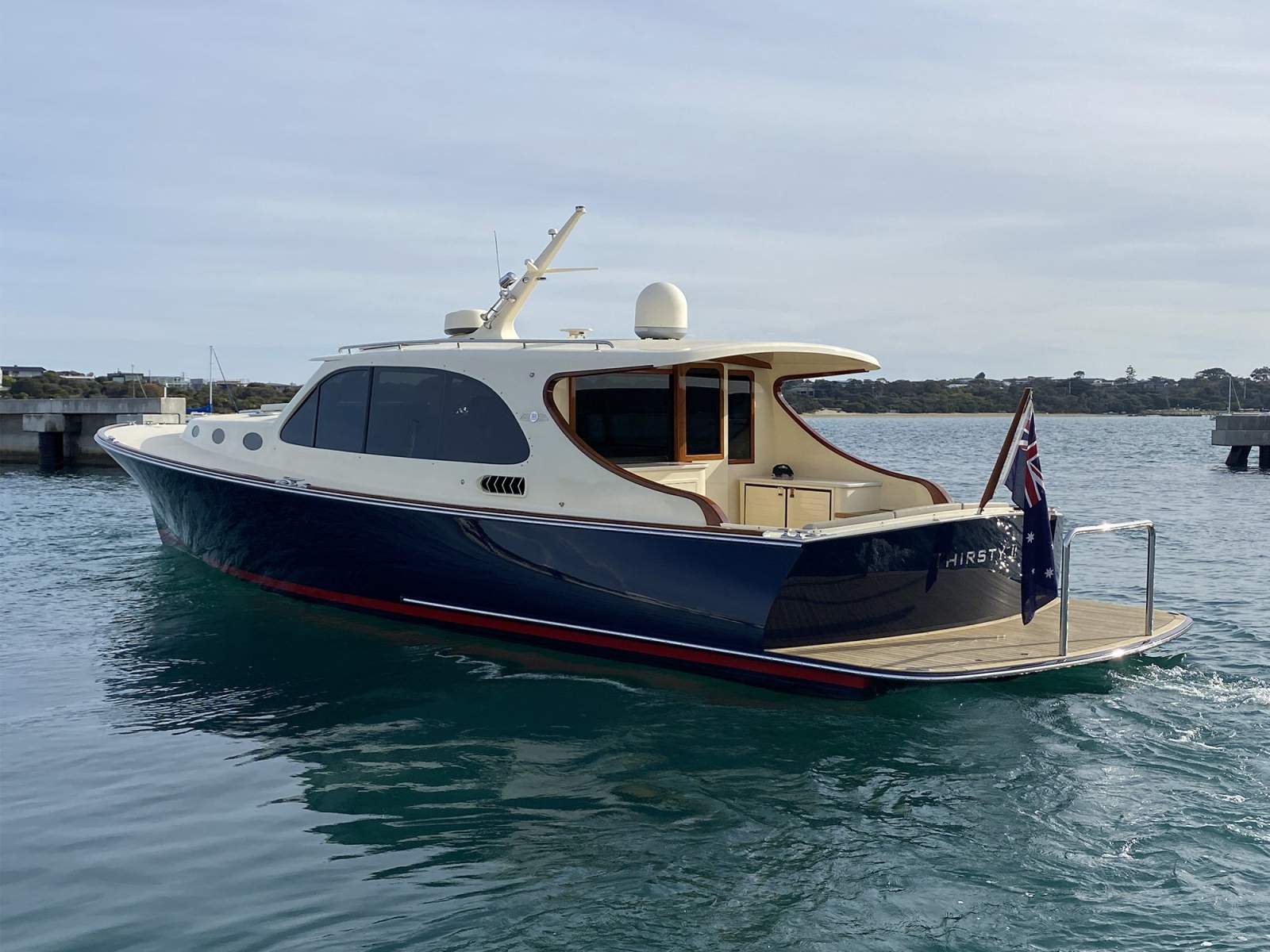 Palm Beach Motor Yachts 45 Sedan