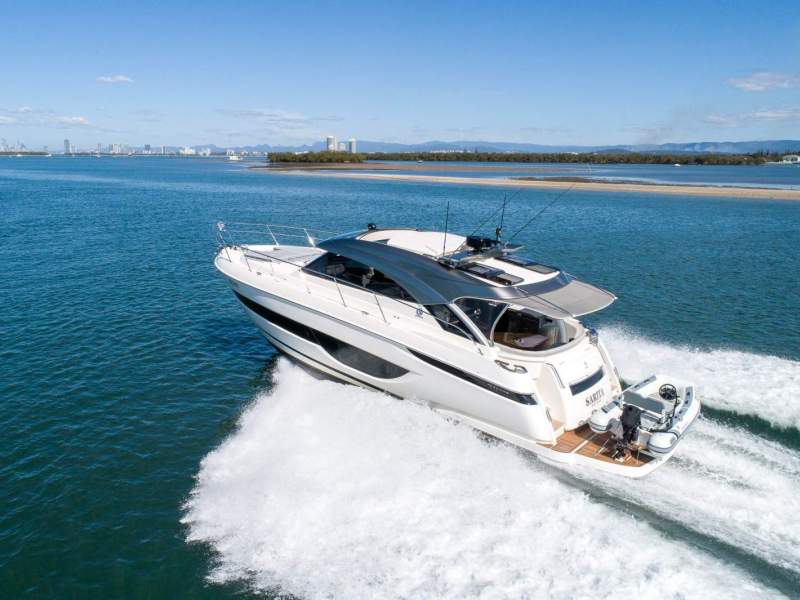 Riviera 4600 Sport Yacht Platinum Edition