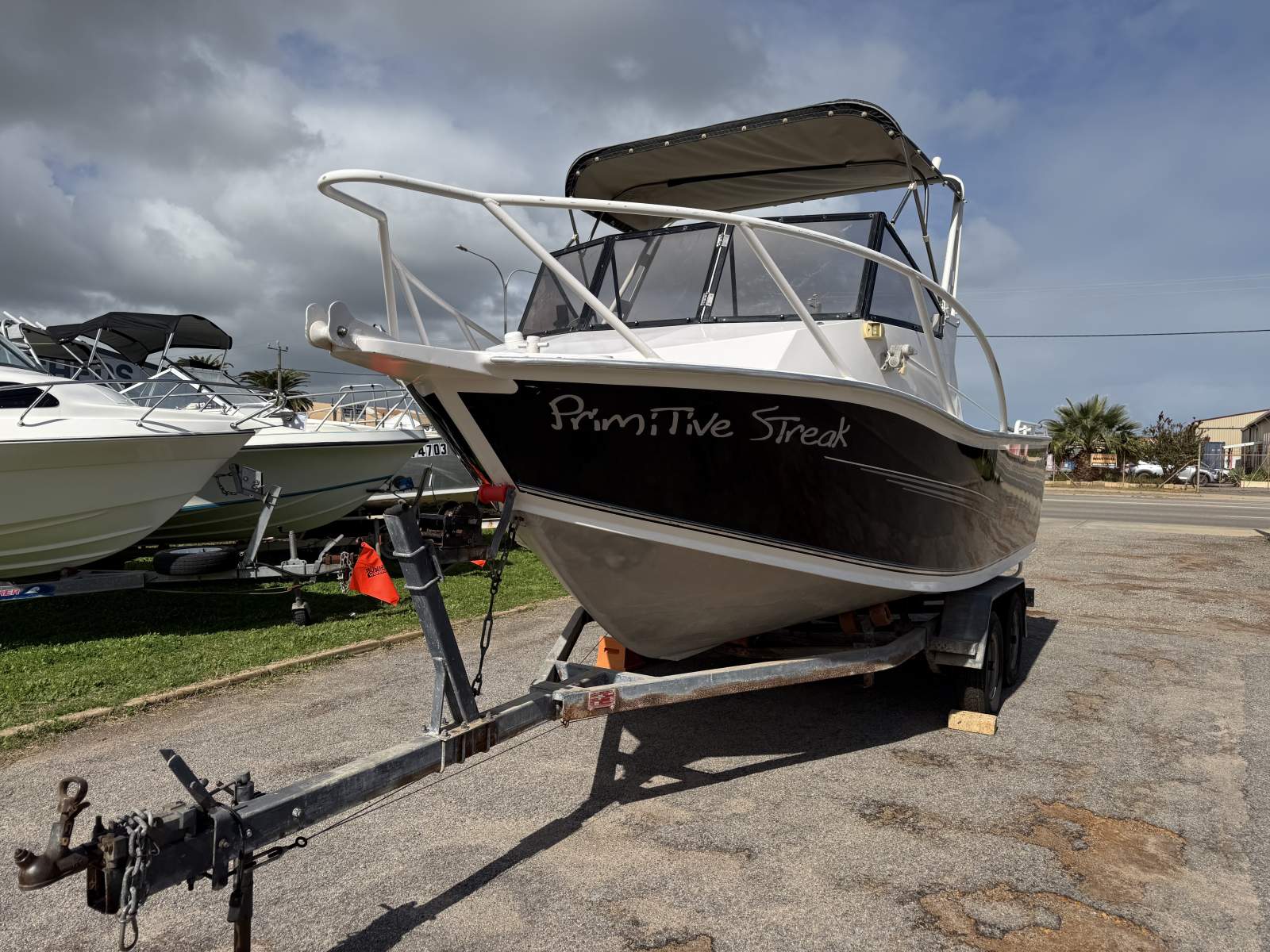 Genesis 550 Sports