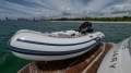 Riviera 4400 Sport Yacht