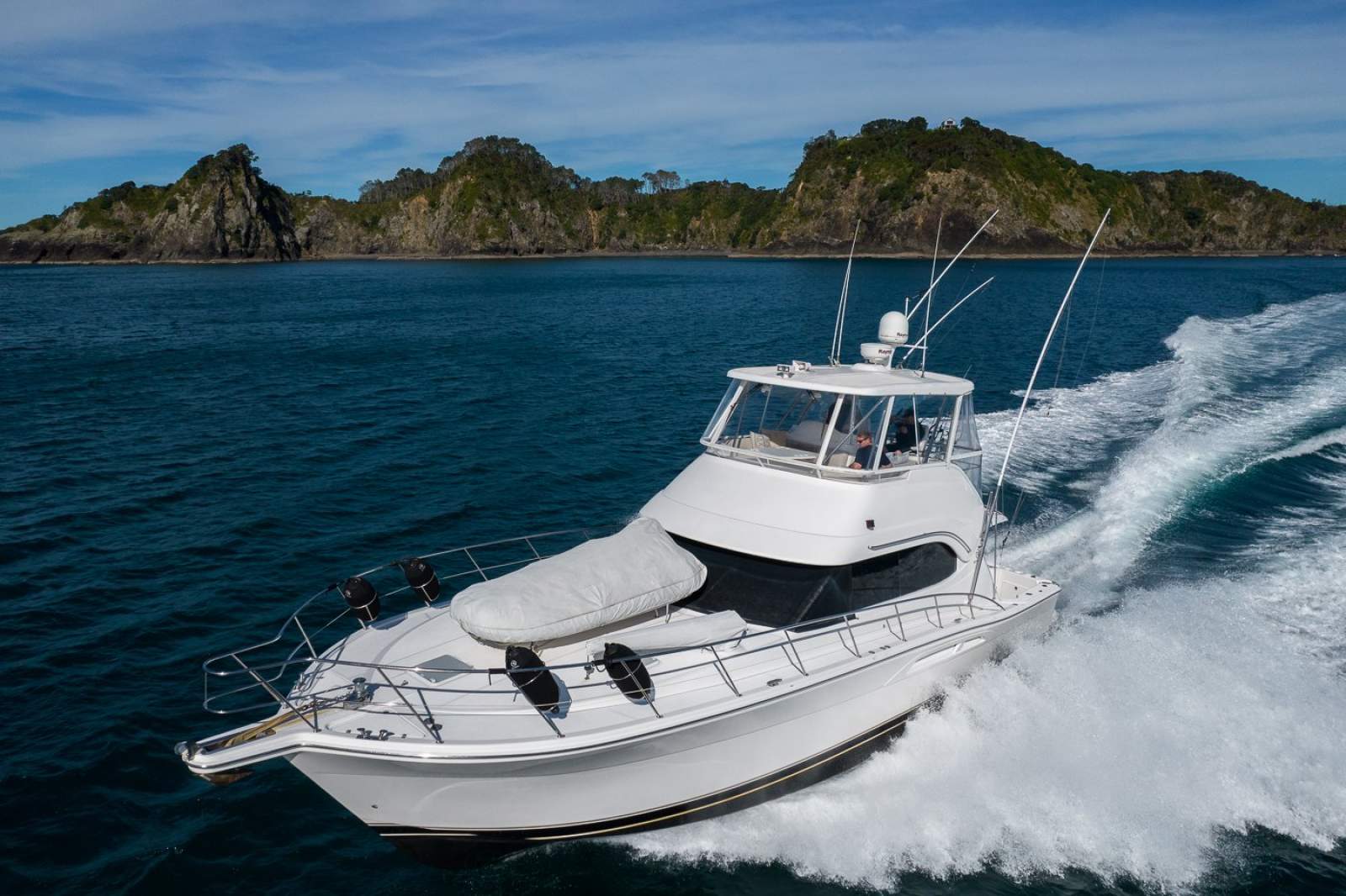 Riviera 47 Gen 2 Open Flybridge