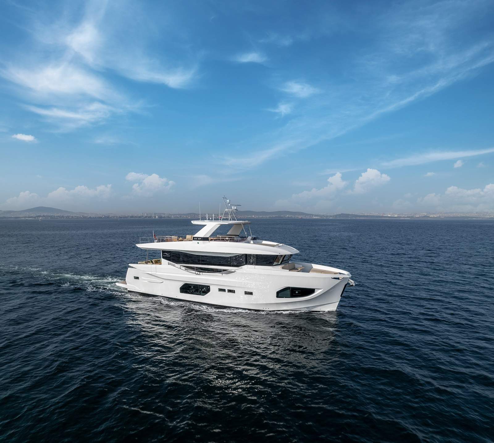 Numarine 22XP Compact 22.6m Explorer Yacht