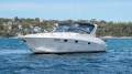 Larson Cabrio 370 Diesel powered shaft driven