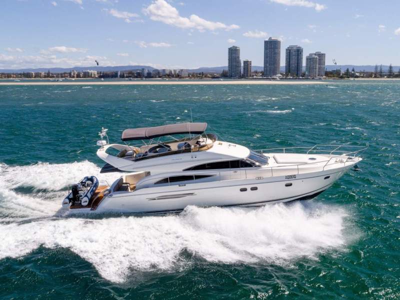 Princess P61 Flybridge