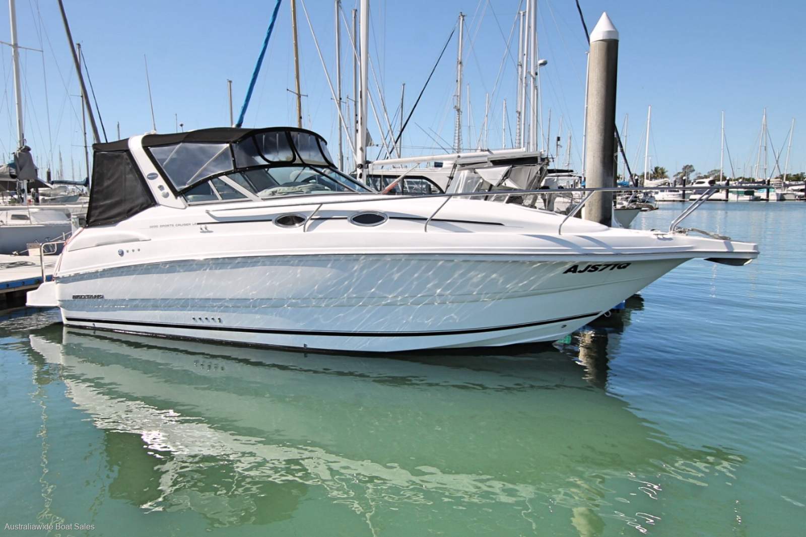Mustang 3200LE Sportscruiser