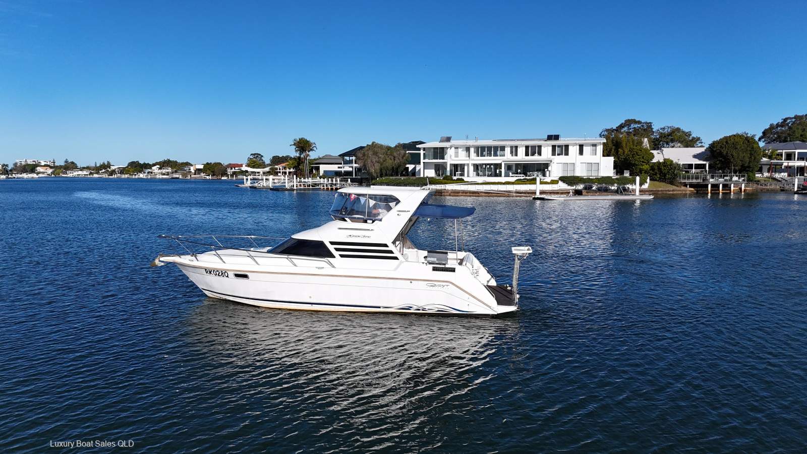 Seaquest 2800 Sports Bridge Cruiser