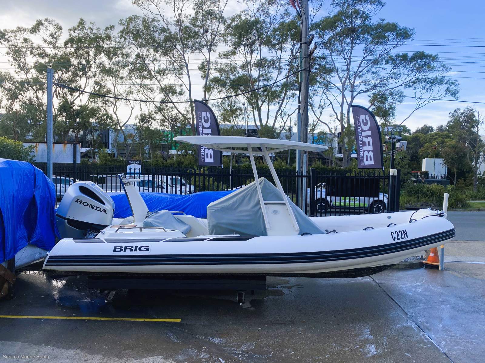 Brig Eagle 670