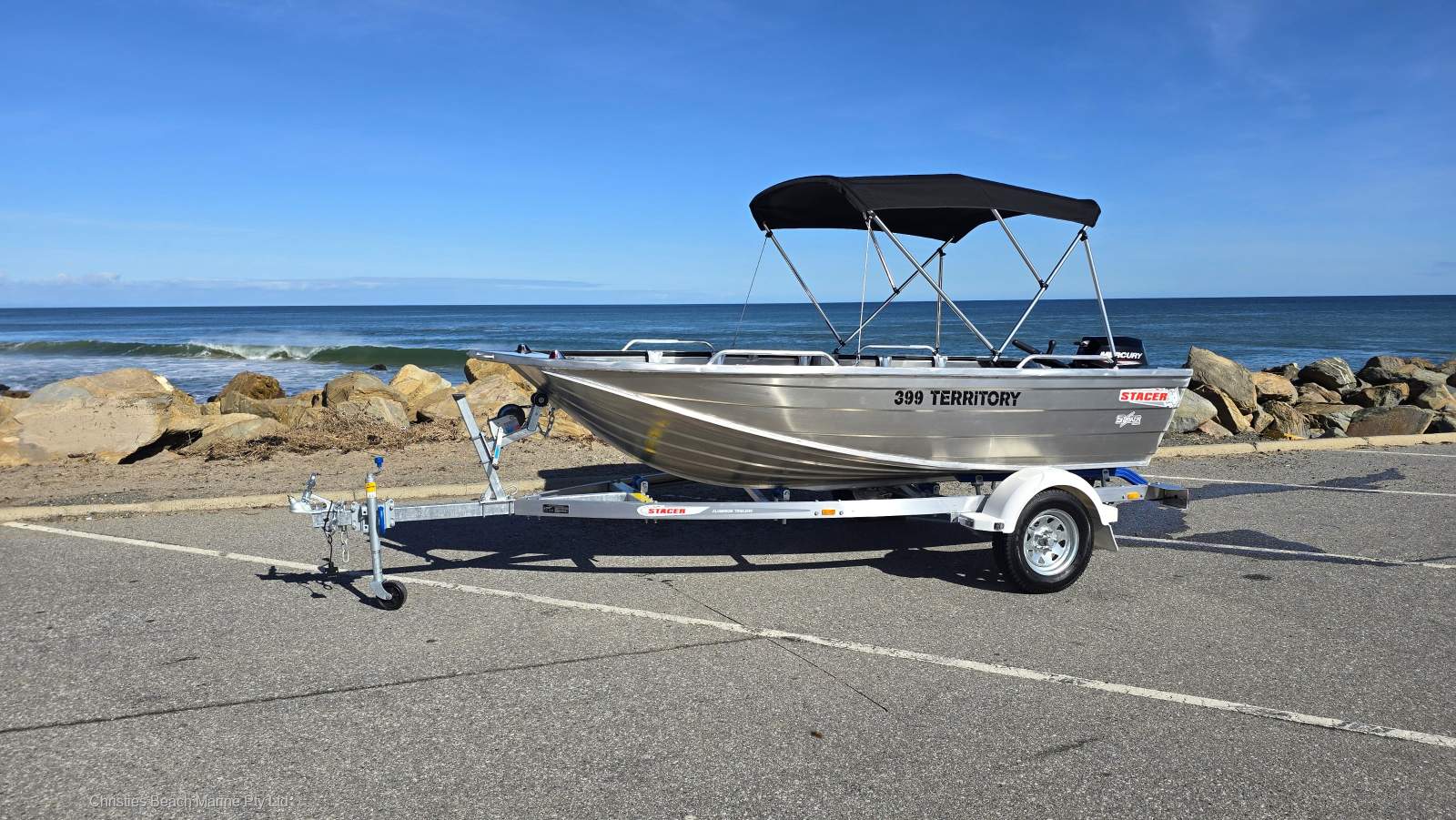Stacer 399 Territory Striker