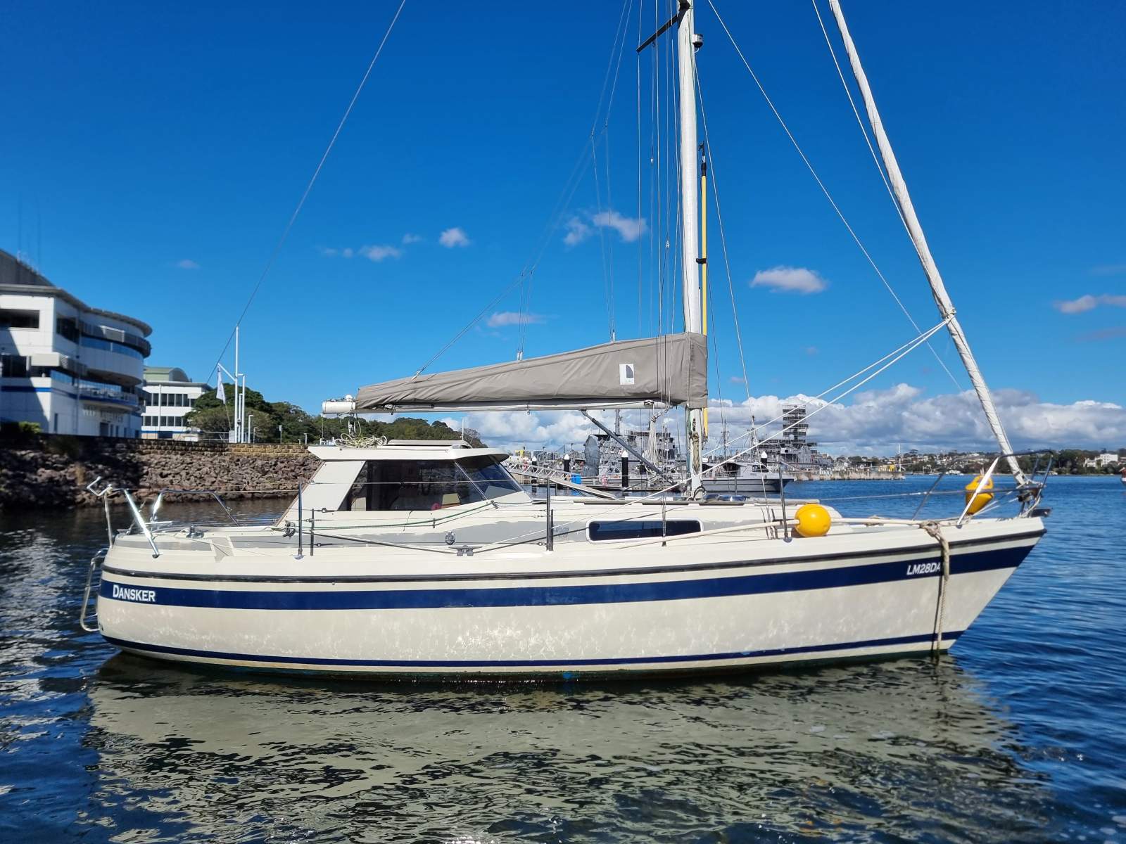 LM 28 Motor Sailer