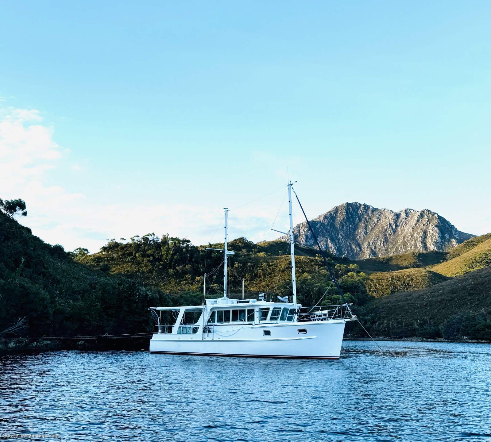 Millkraft 47 Bridgedeck Cruiser