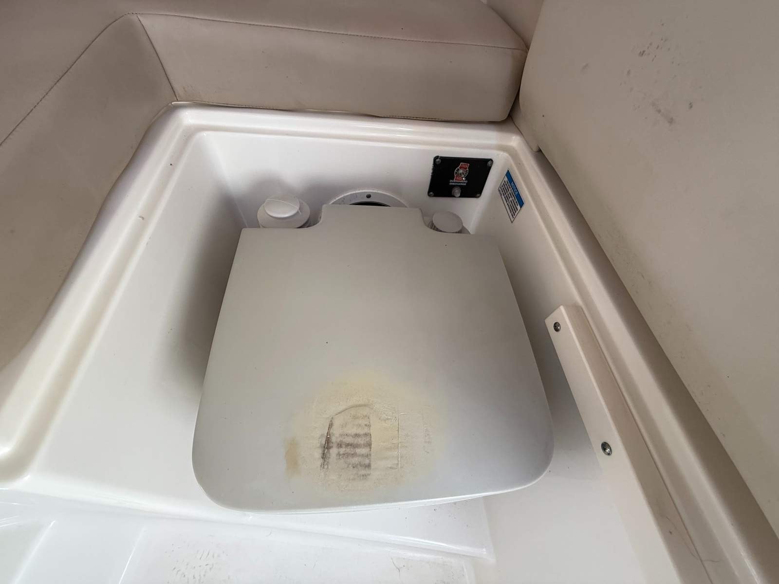 Boston Whaler 255 Conquest 2006