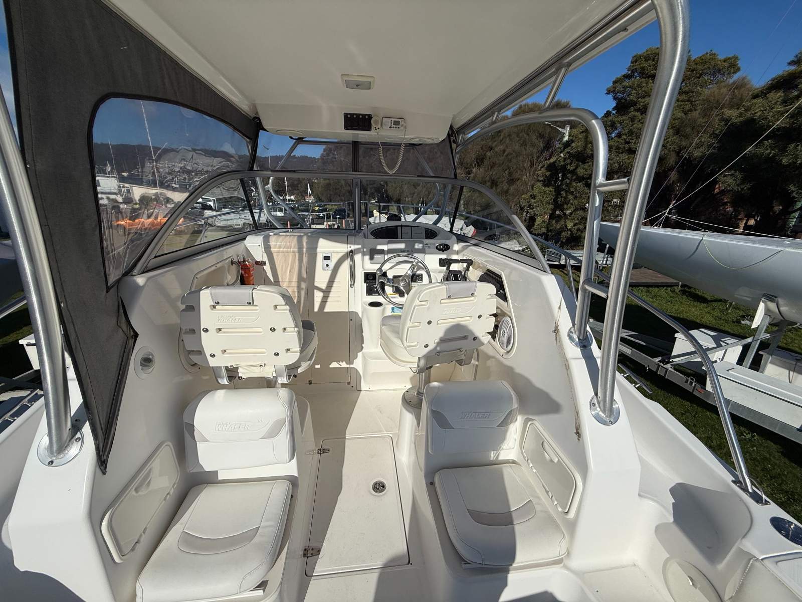 Boston Whaler 255 Conquest 2006