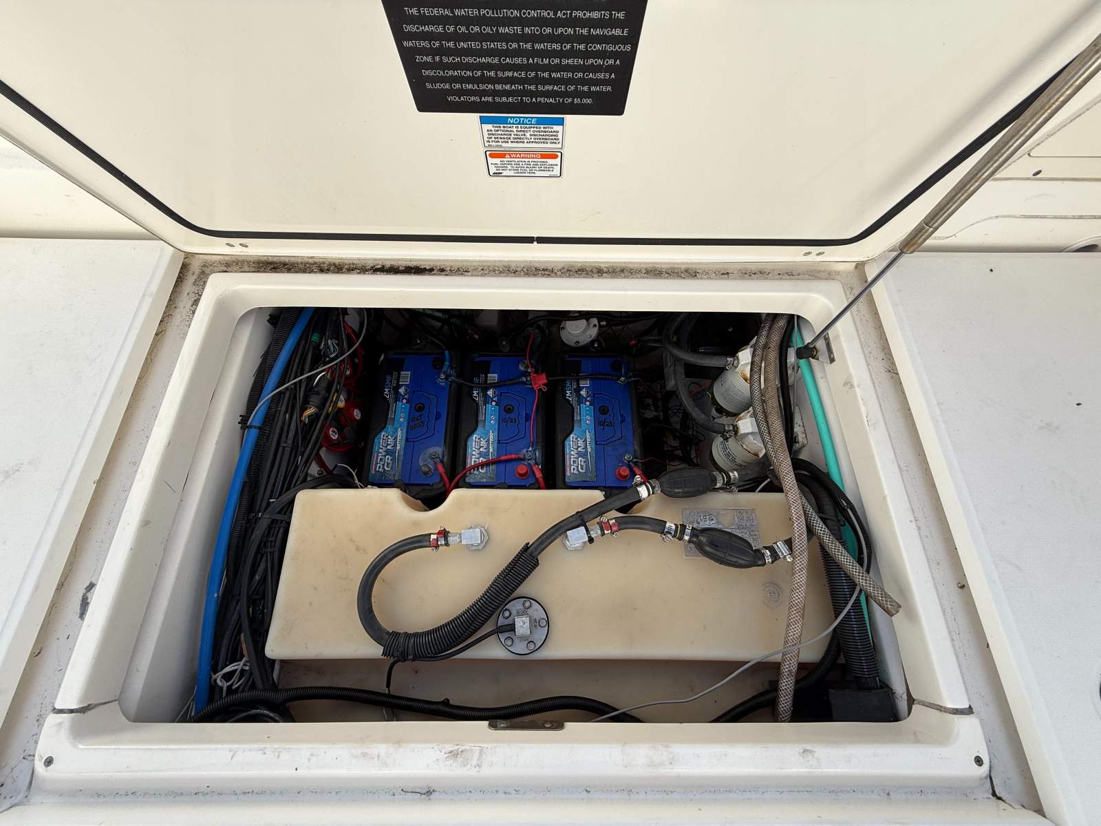 Boston Whaler 255 Conquest 2006