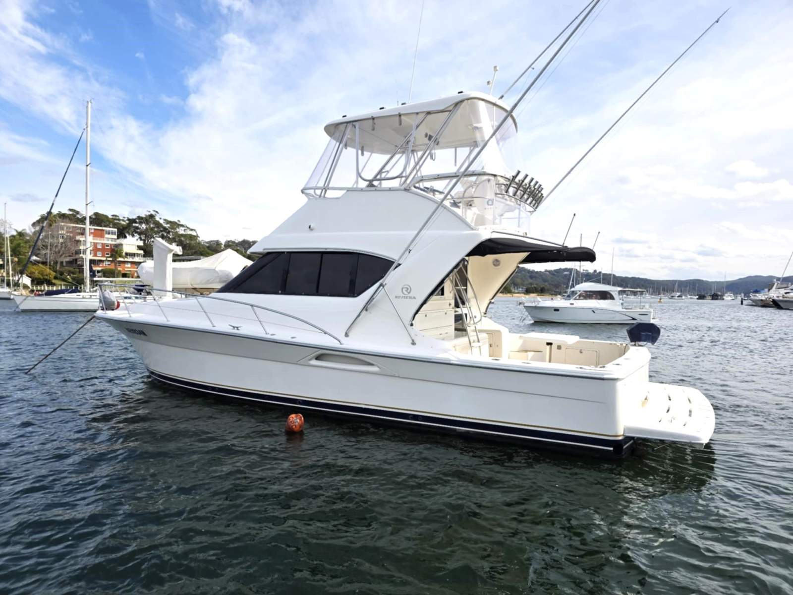 Riviera 3850