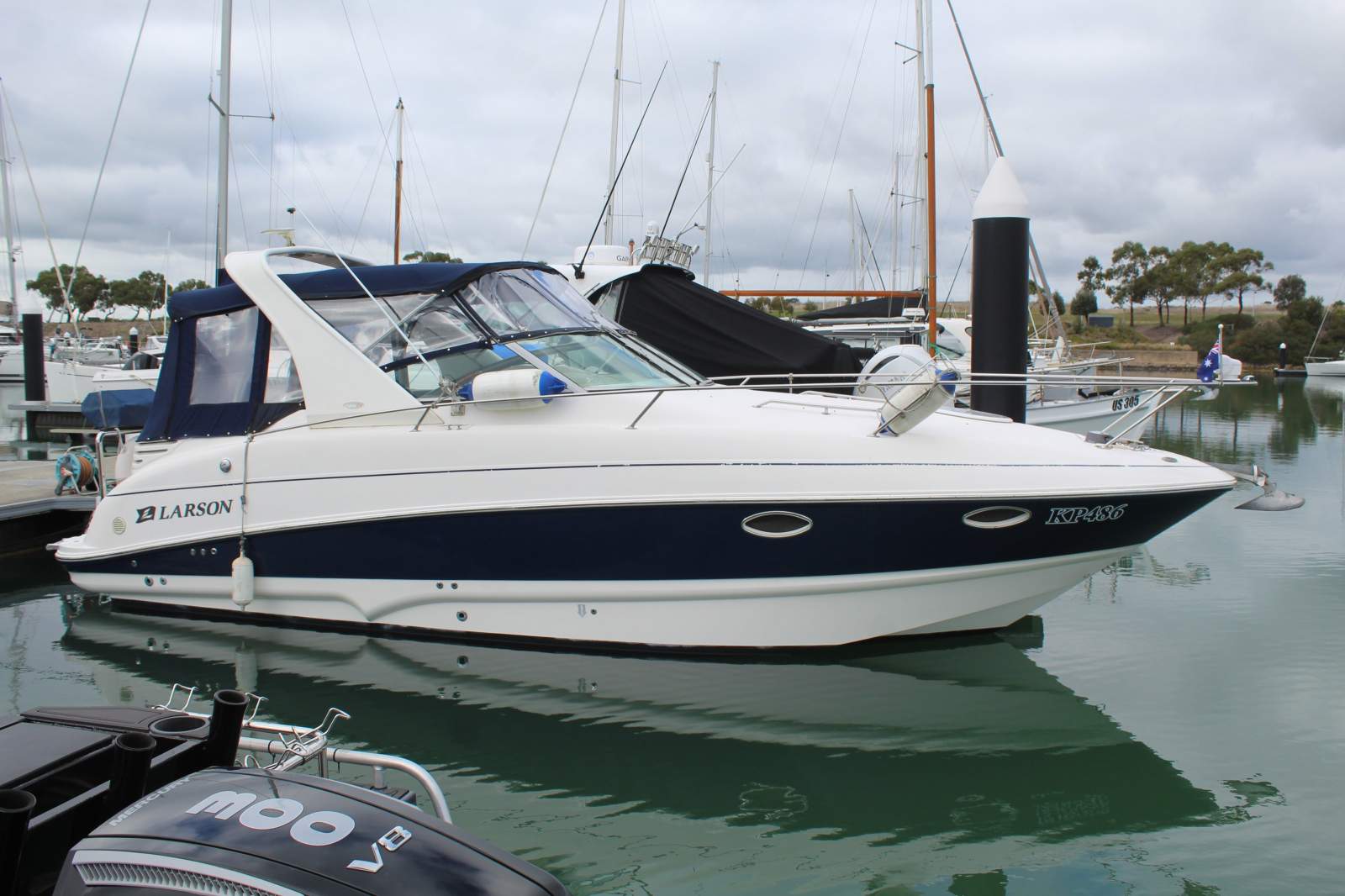 Larson Cabrio 274