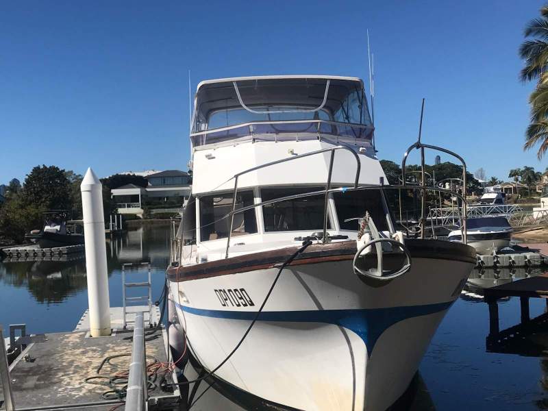 President 41 Flybridge Cruiser President 41 Flybridge cruiser with stabilisers.